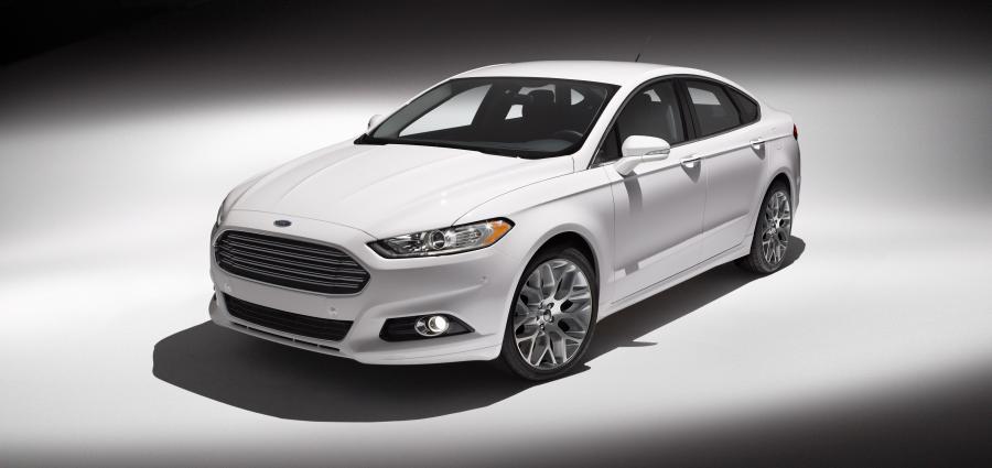  Ford Fusion 2013 года  (US) (фото 201 из 202)